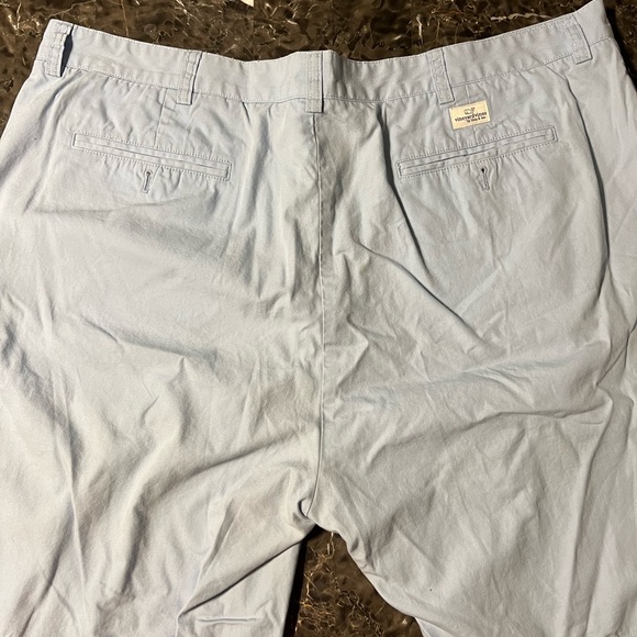 Vineyard Vines shorts - Picture 2 of 3